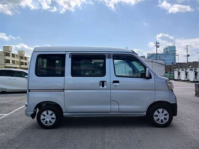 トヨタ ピクシスバン