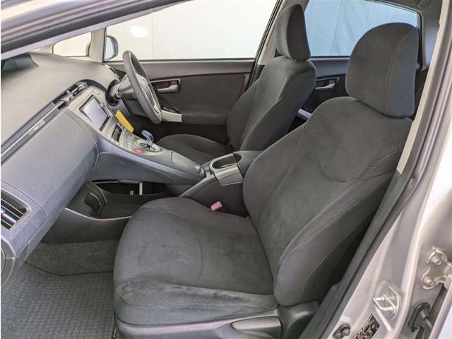 トヨタ プリウス