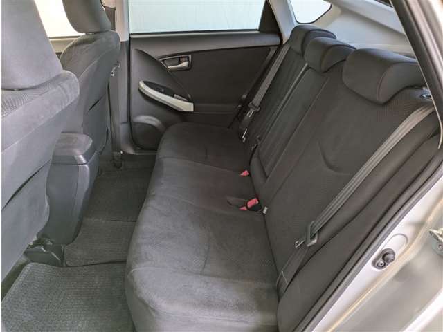 トヨタ プリウス