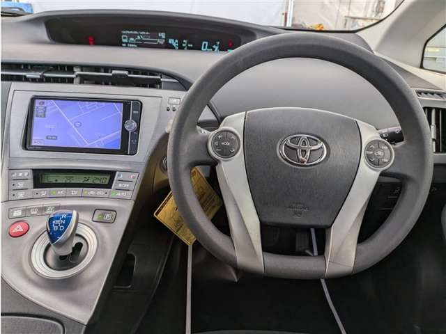 トヨタ プリウス