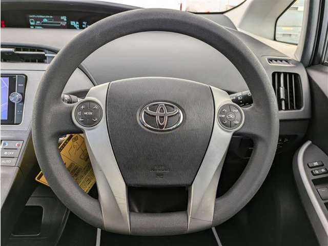 トヨタ プリウス