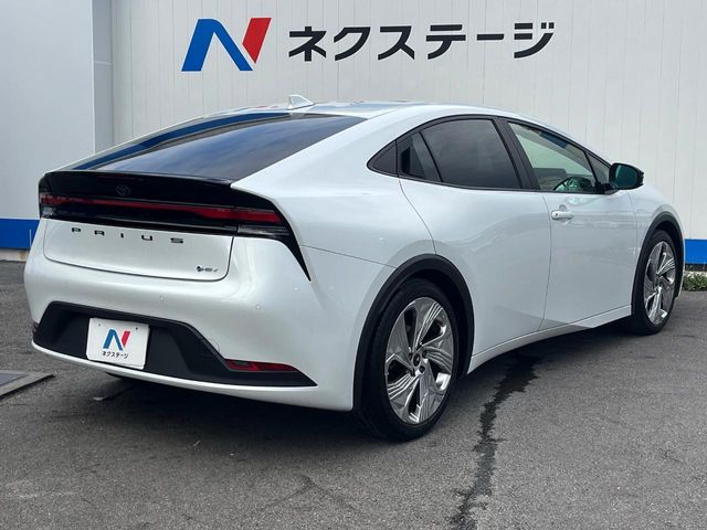 トヨタ プリウス