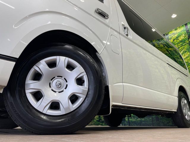 トヨタ ハイエースバン