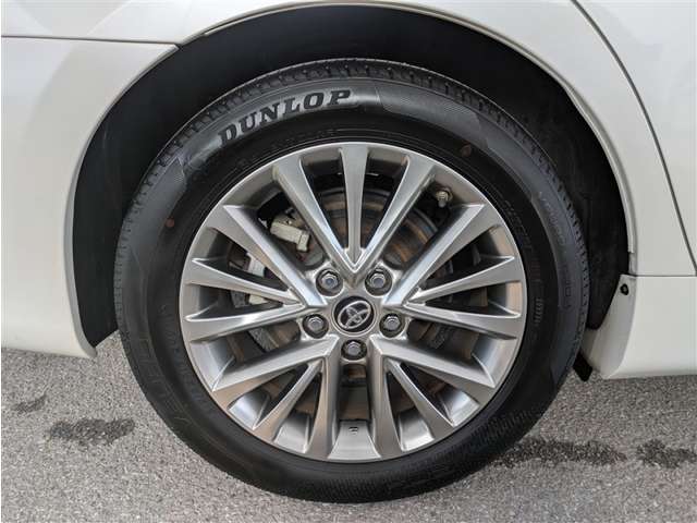 トヨタ カムリハイブリッド