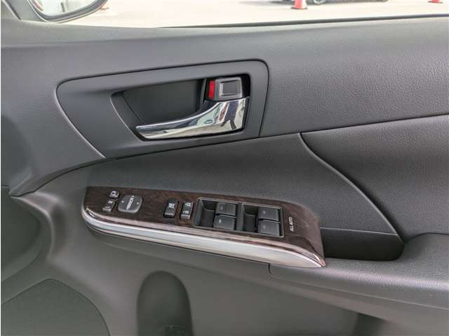 トヨタ カムリハイブリッド