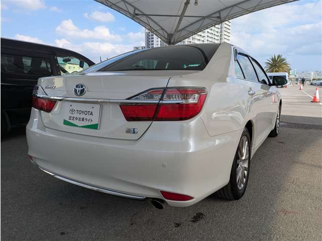 トヨタ カムリハイブリッド