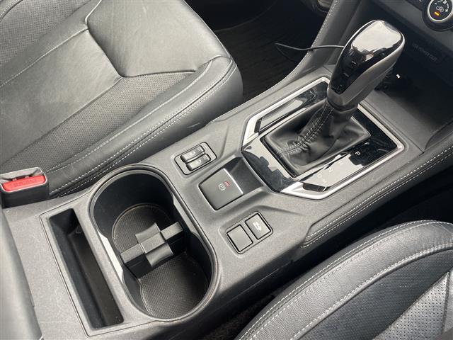 スバル インプレッサスポーツ