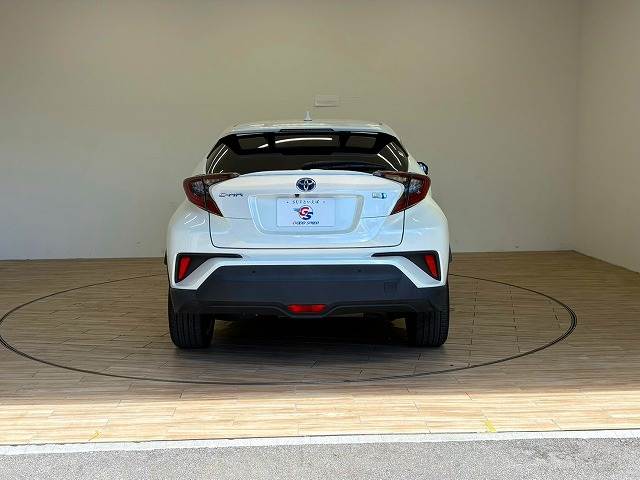 トヨタ C-HR