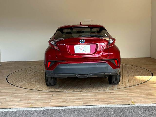 トヨタ C-HR