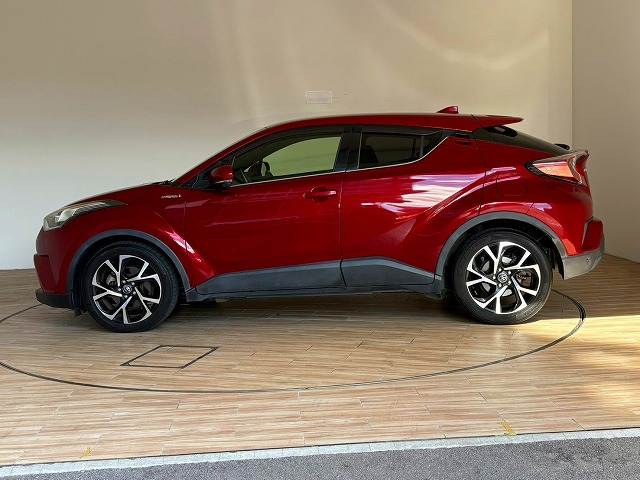トヨタ C-HR