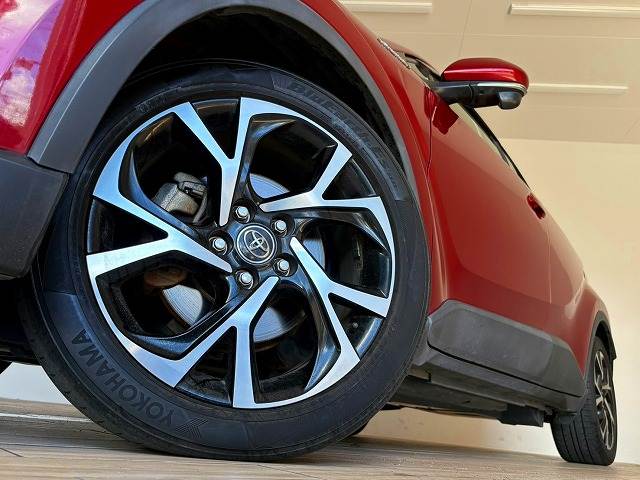 トヨタ C-HR