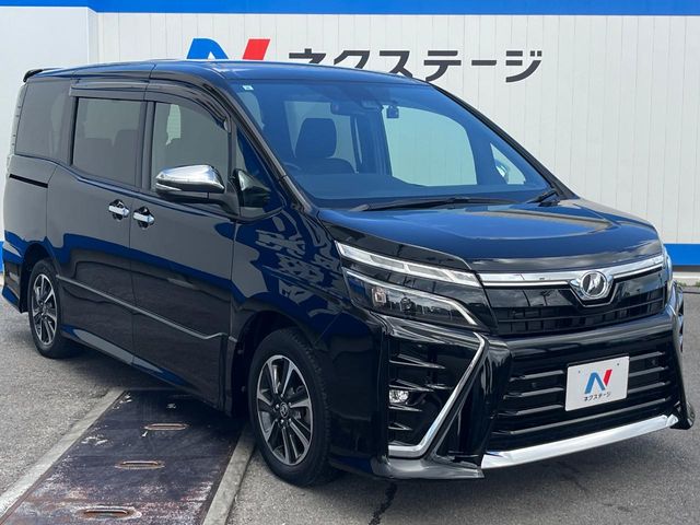 トヨタ ヴォクシー