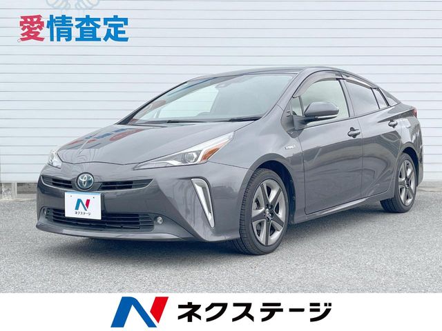 トヨタ プリウス