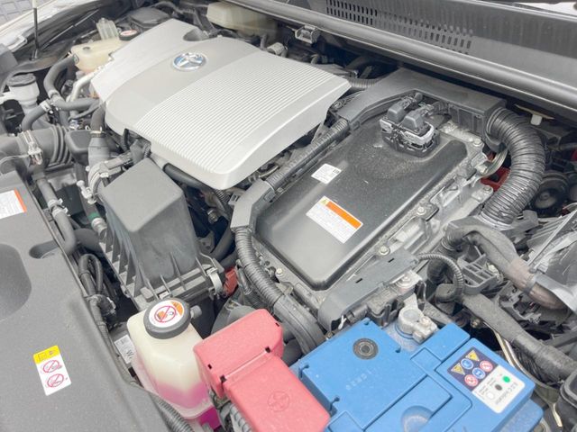 トヨタ プリウス