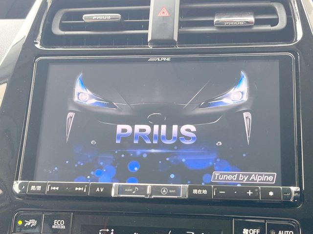 トヨタ プリウス