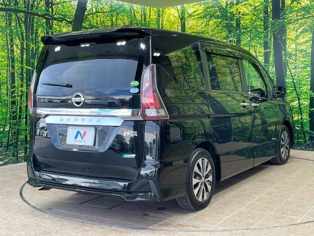 日産 セレナ