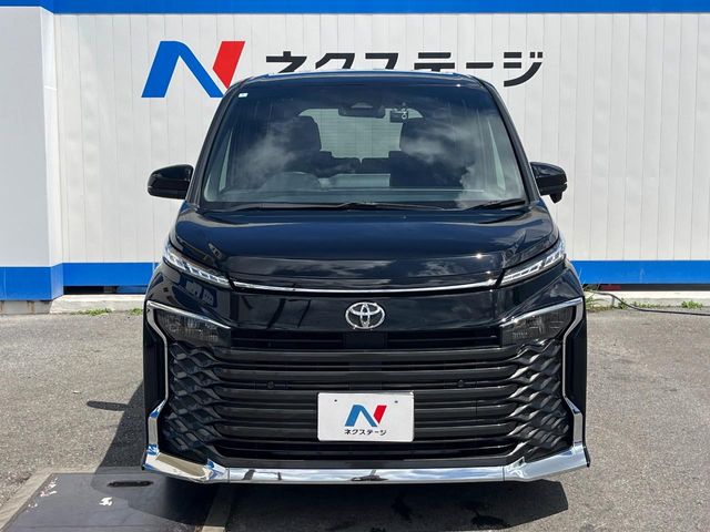 トヨタ ヴォクシー