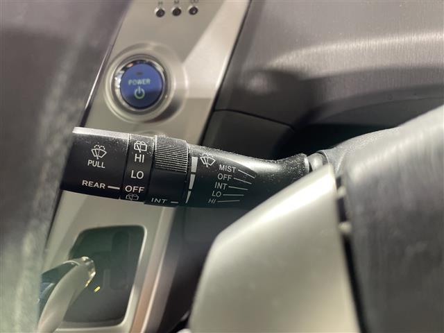 トヨタ プリウスα