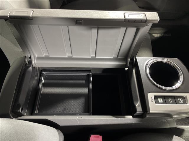 トヨタ プリウスα