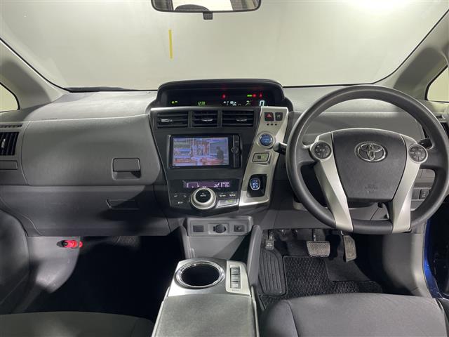 トヨタ プリウスα