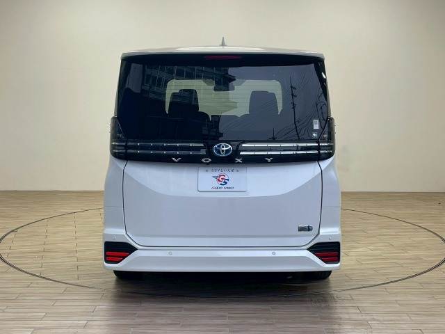 トヨタ ヴォクシー