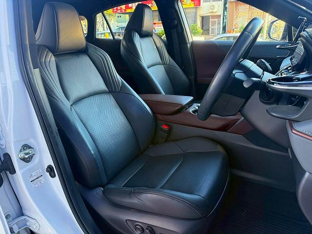 トヨタ ハリアー