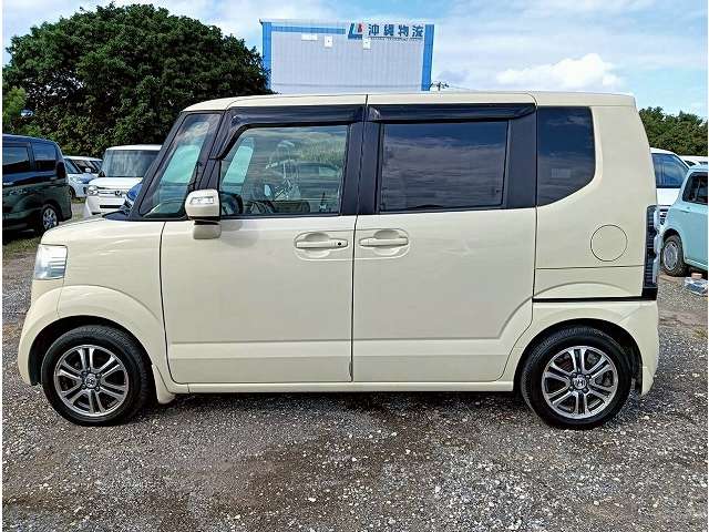 ホンダ N-BOX