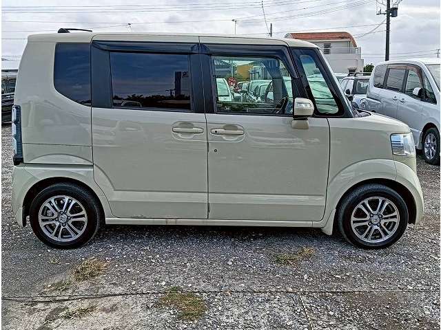 ホンダ N-BOX