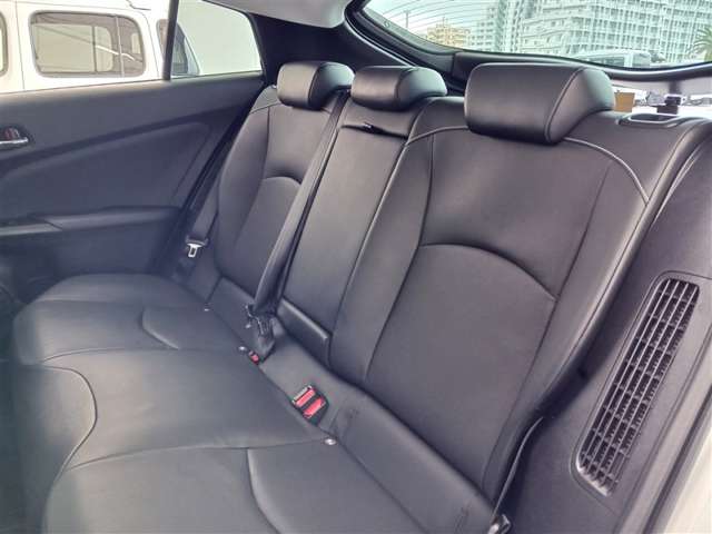 トヨタ プリウスPHV