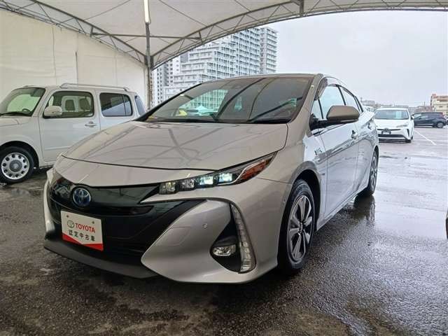 トヨタ プリウスPHV