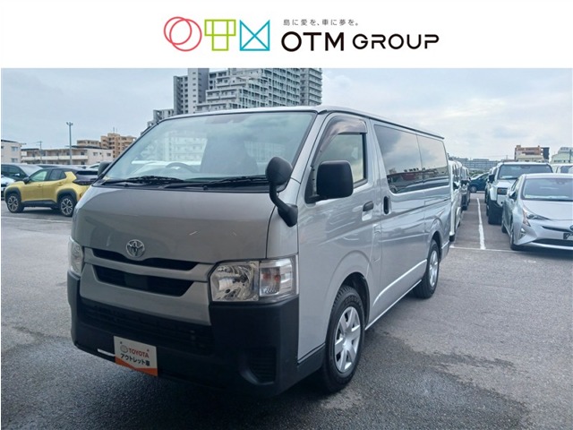 トヨタ ハイエースバン