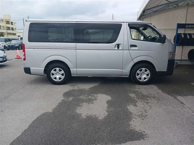 トヨタ ハイエースバン