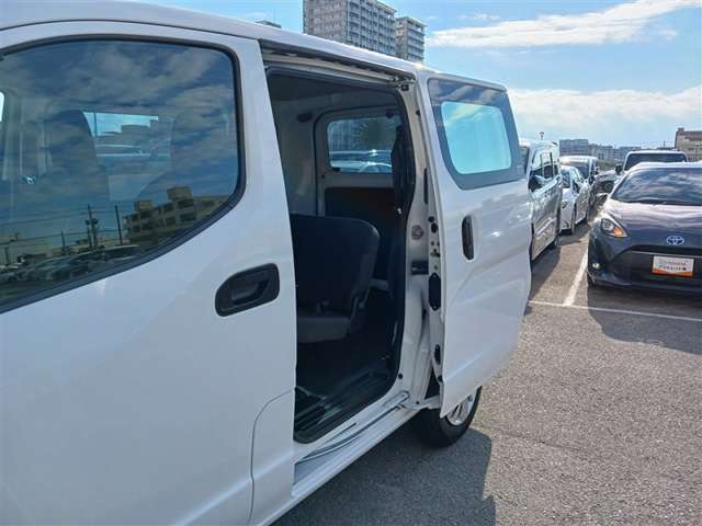 日産 NV200バネットバン