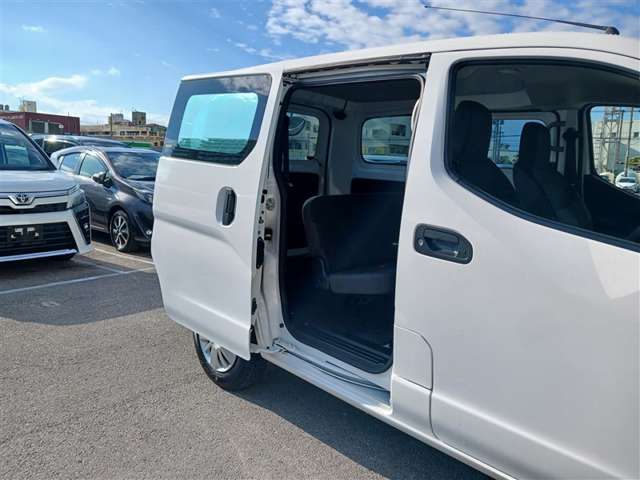 日産 NV200バネットバン