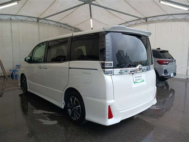 トヨタ ヴォクシー