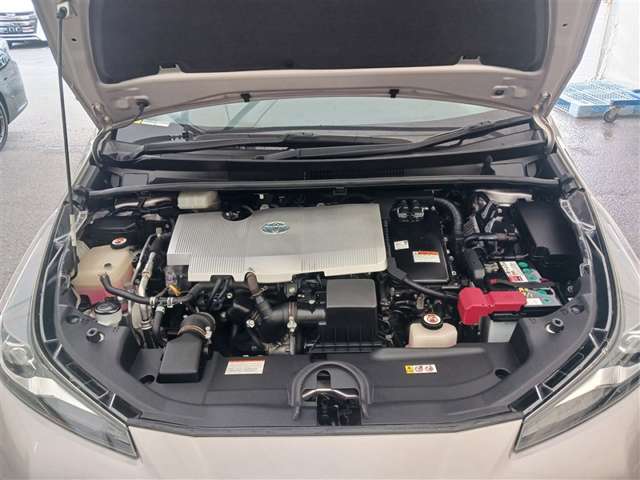 トヨタ プリウス