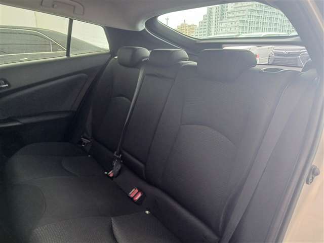 トヨタ プリウス