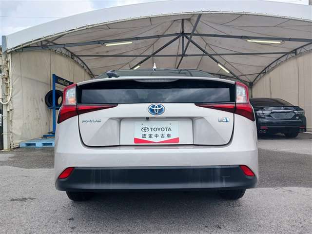 トヨタ プリウス