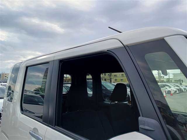 トヨタ ピクシスメガ