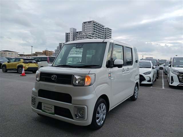 トヨタ ピクシスメガ