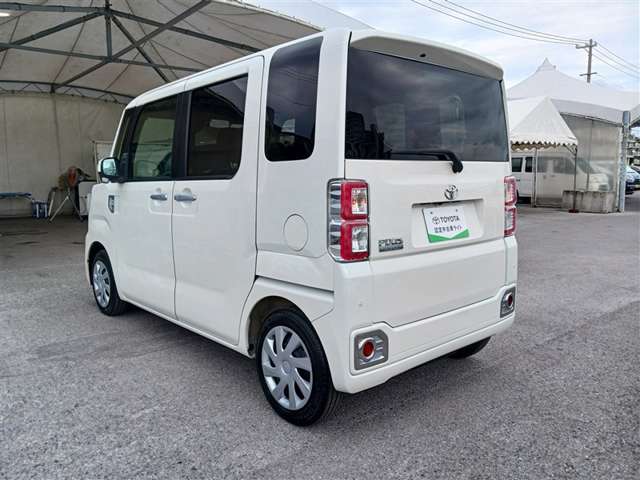 トヨタ ピクシスメガ