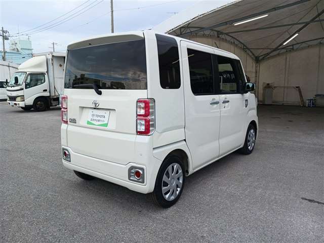 トヨタ ピクシスメガ