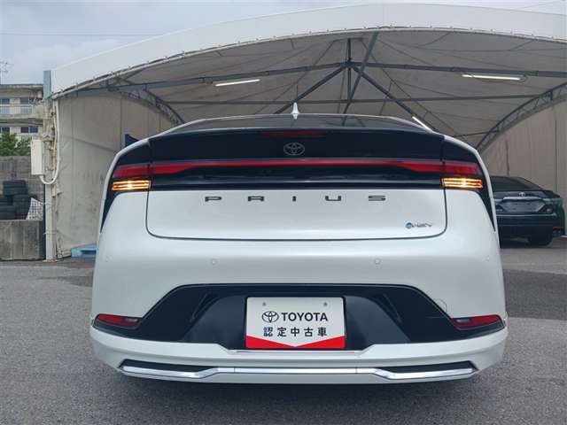 トヨタ プリウス