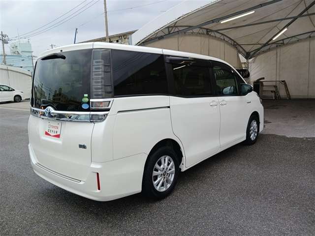 トヨタ ヴォクシー