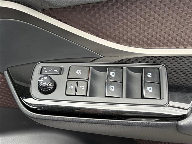 トヨタ C-HR