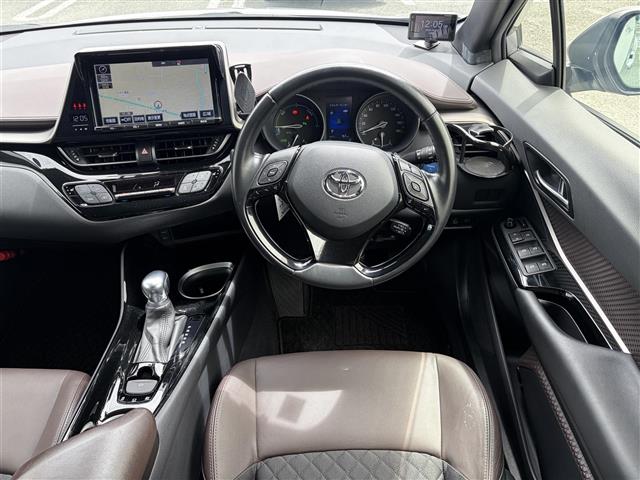 トヨタ C-HR