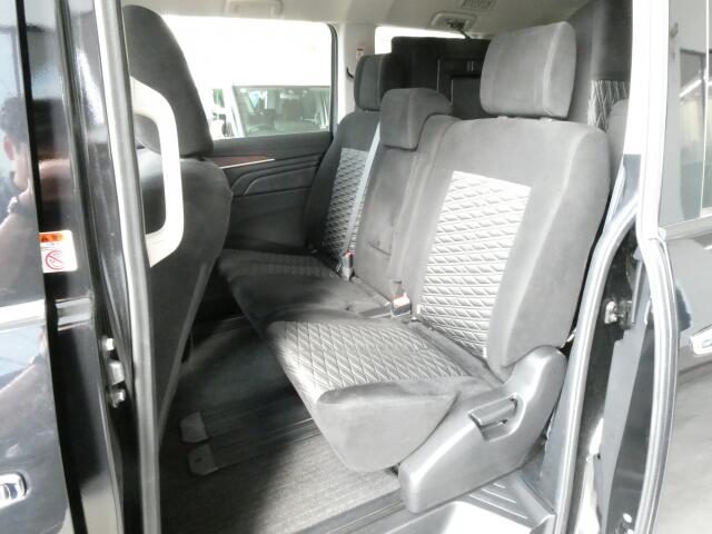 三菱 デリカD：5