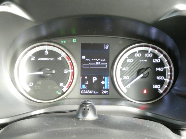 三菱 デリカD：5