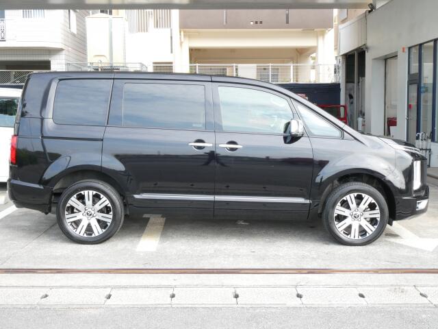 三菱 デリカD：5