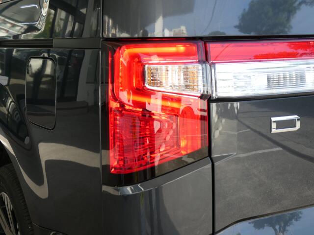 三菱 デリカD：5